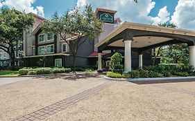 La Quinta Inn & Suites By Wyndham Houston Bush Iah South